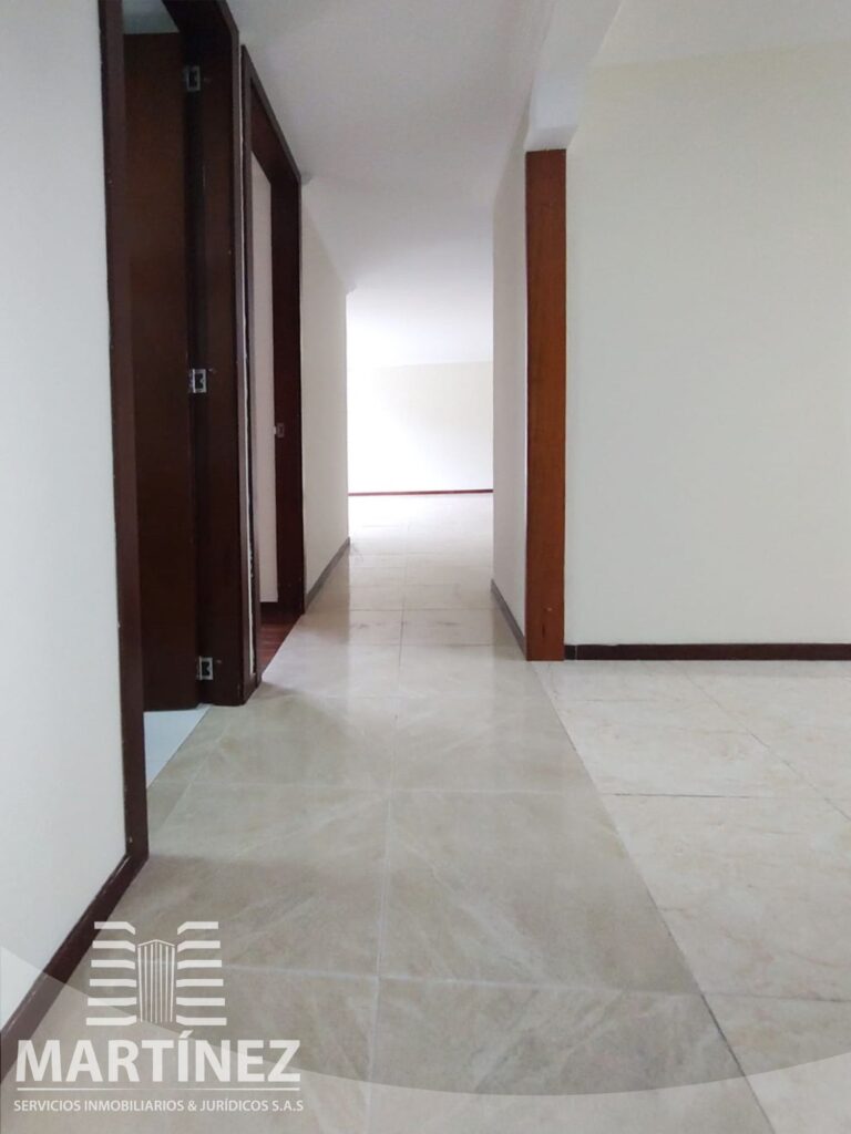 xr:d:DAFemI794a0:6,j:1777488608,t:23032917